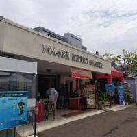 tekan-penyebaran-covid-19-polsek-metro-gambir-berikan-vaksinasi-ke-warga