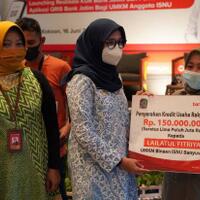 bank-jatim-salurkan-kur-pada-umkm-binaan-isnu-di-banyuwangi