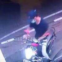 cuma-butuh-2-detik-curanmor-gasak-scoopy-di-cengkareng