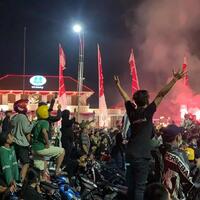 persebaya-ultah-puluhan-ribu-bonek-padati-tengah-kota-surabaya