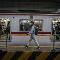 lusa-kai-commuter-gelar-tes-antigen-acak-bagi-pengguna-krl