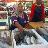 wisata-kuliner-ikan-laut-segar-penggerak-ekonomi-untuk-para-nelayan