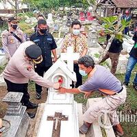 geger-anak-anak-rusak-makam-di-solo-sekolah-bantah-ajarkan-intoleransi