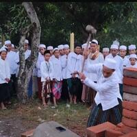 viral-video-penghancuran-hp-santri-digeprek-sampai-keluar-api