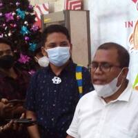 pemerintahan-papua-memanas-sekda-dan-gubernur-lukas-tak-akur