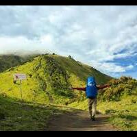 rekomendasi-gunung-yang-dapat-kalian-daki-bagi-pemula-di-pulau-jawa