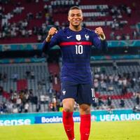 mbappe-tolak-bertahan-di-psg-baper-karena-gagal-di-euro