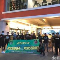 saat-bonek-dan-polisi-bahas-usulan-nobar-liga-1