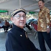 dalang-legendaris-indonesia-ki-manteb-meninggal-dunia