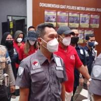 ardi-bakrie-tak-dihadirkan-di-konpres-netizen-serbu-akun-instagram-polres-jakpus