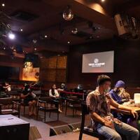 sediakan-vaksinasi-gratis-tipsy-monkey-siapkan-kuota-250-orang-per-hari