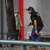 polisi-venezuela-dan-geng-kriminal-baku-tembak-26-tewas