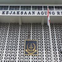 komjak-diminta-aktif-awasi-kasus-korupsi-besar-yang-ditangani-kejagung
