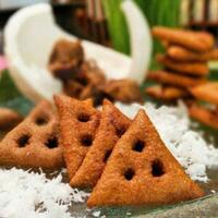 nggak-cuma-kue-donat-2-jajanan-tradisional-ini-juga-bolong-tengahe-cek-cara-buatnya