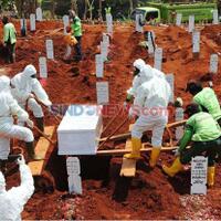 lagi-4-nakes-gugur-di-jatim-total-158-perawat-meninggal-akibat-covid-19