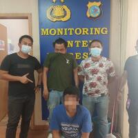 pedagang-pasar-bersehati-manado-diringkus-polisi-saat-asyik-main-judi-s-e-n-s-o-r