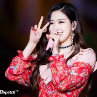 rose--blackpink--akui-hidupnya-sempurna-usai-dapat-hadiah-dari-john-mayer