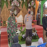 langgar-ppkm-darurat-acara-pernikahan-di-semarang-dibubarkan-petugas