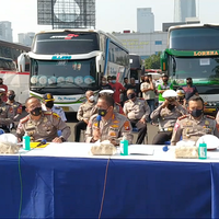 bus-akap-hanya-boleh-menaikkan-dan-menurunkan-penumpang-di-tiga-terminal-ini