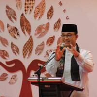 anies-salat-idul-adha-dan-takbiran-di-rumah-saja