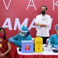jokowi-targetkan-herd-immunity-covid-19-di-jawa-bali-terwujud-agustus