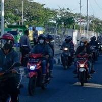 tradisi-toronmadura-selain-platl-dan-m-lewat-suramadu-wajib-bawasikm-dan-suratvaksin