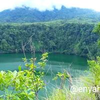 legenda-danau-tolire-di-ternate-mitos-dan-aroma-mistis-yang-menyelubunginya