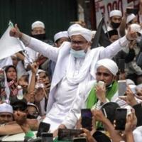 minta-umat-islam-salat-berjamaah-di-masjid-rizieq-agar-allah-ridho--wabah-diangkat
