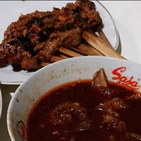 sejumlah-masjid-di-kota-surabaya-tetap-gelar-salat-iduladha