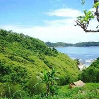 pantai-dengan-hamparan-bukit-dan-air-terjun-nan-eksotis-hanya-ada-di-cianjur-nih