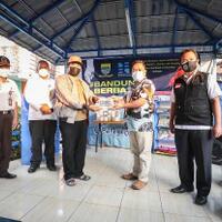 wali-kota-bandung-sumbang-rp50-juta-untuk-warga-terdampak-ppkm-darurat