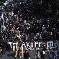 rusuh-di-bandung-apa-yang-ts-khawatirkan-mulai-terjadi
