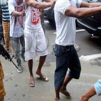 polisi-ciduk-sejumlah-pemuda-yang-diduga-ingin-ikut-demo-tolak-ppkm-level-4-di-monas
