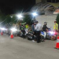 ppkm-level-4-diperpanjang-pos-penyekatan-lampiri-jaktim-sempat-terjadi-antrean