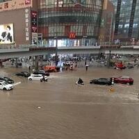 setelah-banjir-hebat-cina-kini-dilanda-bencana-topan-in-fa