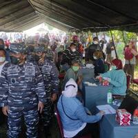 wakasal-sidak-serbuan-vaksin-tni-al-di-jonggol