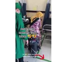 the-power-of-emak-emak-motor-dimasukkan-ke-igd-untuk-antar-pasien