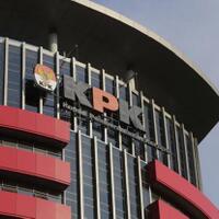 jadi-teka-teki-kpk-diminta-ungkap-inisial-hk-di-kasus-korupsi-bansos-bandung-barat
