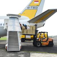 tni-kirim-bantuan-alat-kesehatan-ke-papua-pakai-pesawat-boeing