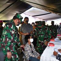 tni-al-gelar-vaksinasi-covid-19-khusus-untuk-anak-dan-lansia-di-sumedang