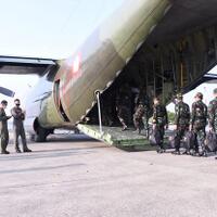 panglima-tni-kembali-berangkatkan-122-nakes-ke-provinsi-di-yogyakarta