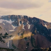 tempat-misterius-di-bumi-yang-tetap-beku-walaupun-cuacanya-panas
