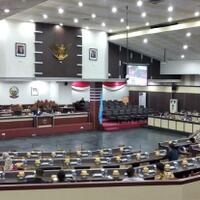 fantastis-baju-baru-legislator-sulsel-hampir-rp1-miliar