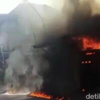 spbu-mini-di-sumenep-meledak-dan-terbakar-pemiliknya-terluka-bakar-80