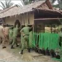 jadi-tempat-berhubungan-seks-pasangan-liar-warung-di-labuhanbatu-utara-dirobohkan