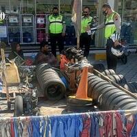 modif-aneh-vespa-pakai-ban-dan-botol-bekas-di-boyolali-berakhir-ditilang-polisi