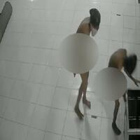 viral-2-maling-hanya-pakai-celana-dalam-bak-tuyul-ambil-kotak-amal-di-masjid