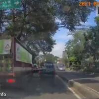 hati-hati-untuk-sopir-mobil-pembawa-gas-lpg-beredar-video-bajing-loncat-curi-tabung