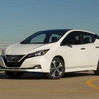 review-mobil-elektrik-nissan-leaf