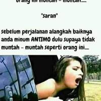 wanita-ini-ditolak-pramugari-untuk-melakukan-penerbangan-karena-berpakaian-bikini